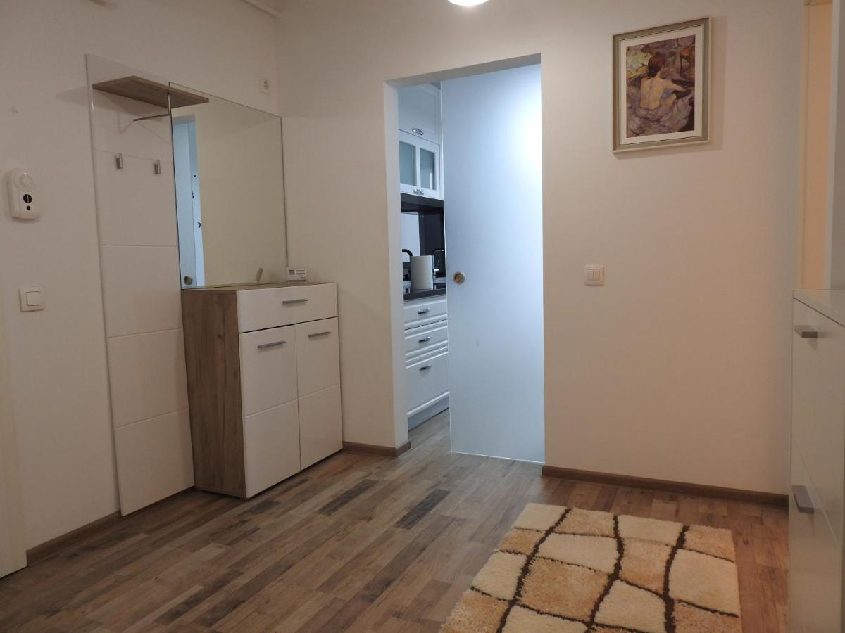 Trust Apartaments 2 Braşov Extérieur photo