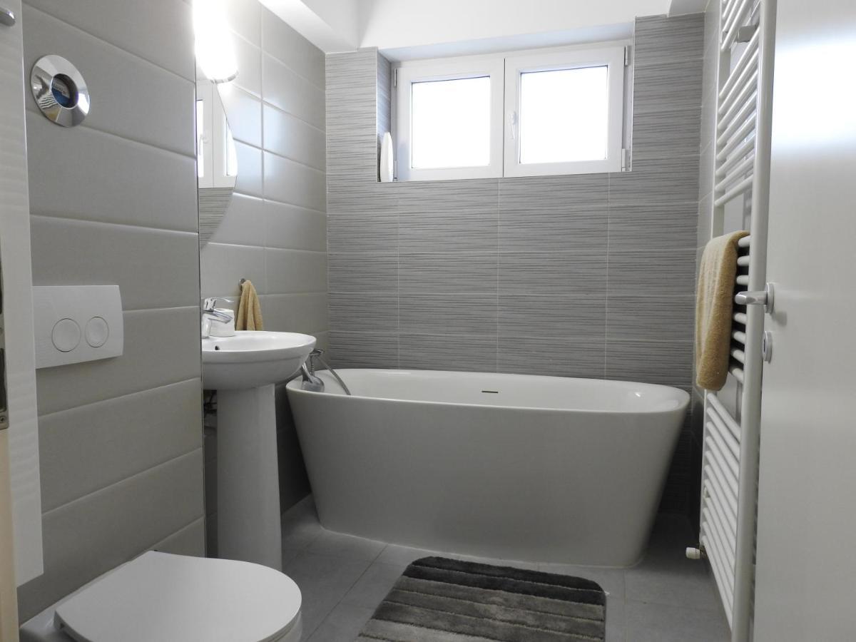 Trust Apartaments 2 Braşov Extérieur photo